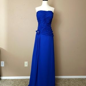 May Queen Couture Sapphire Blue Strapless Formal Dress Size 3X